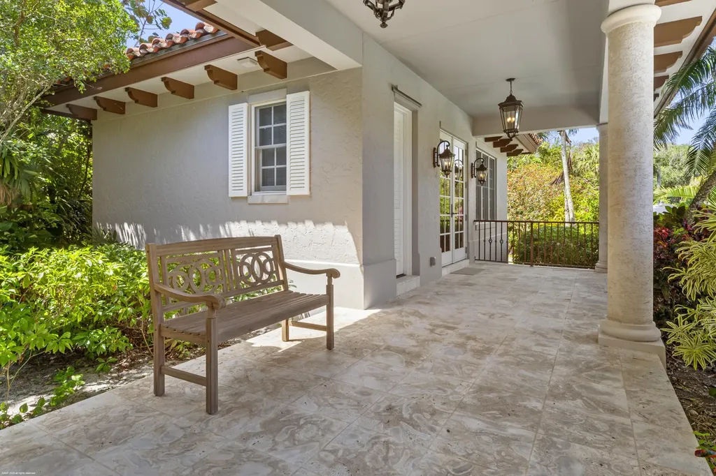 398 S Beach Road Jupiter Island FL 33455