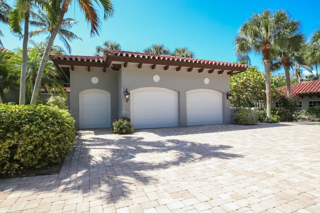 398 S Beach Road Jupiter Island FL 33455