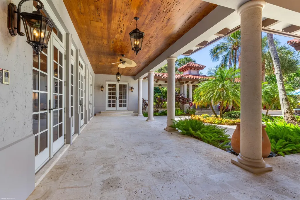 398 S Beach Road Jupiter Island FL 33455