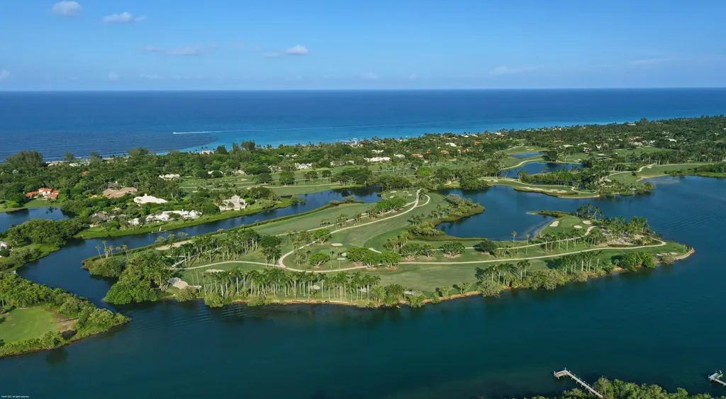 398 S Beach Road Jupiter Island FL 33455