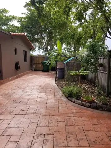 18421 NW 82nd Avenue Hialeah FL 33015