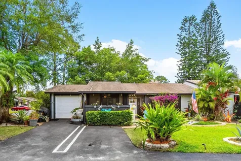36 N Mahoris Drive Royal Palm Beach FL 33411