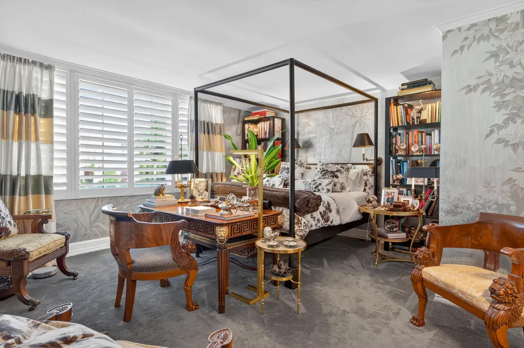 434 Chilean Avenue Palm Beach FL 33480