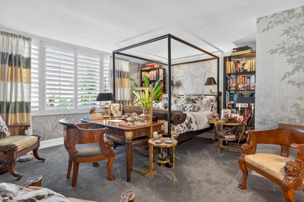 434 Chilean Avenue Palm Beach FL 33480