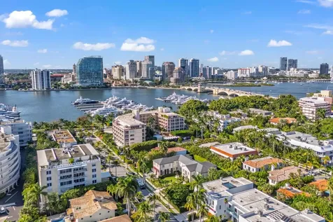 434 Chilean Avenue Palm Beach FL 33480