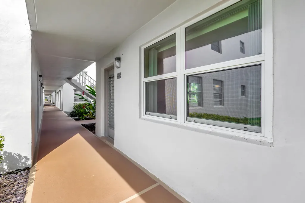 161 Normandy Delray Beach FL 33484