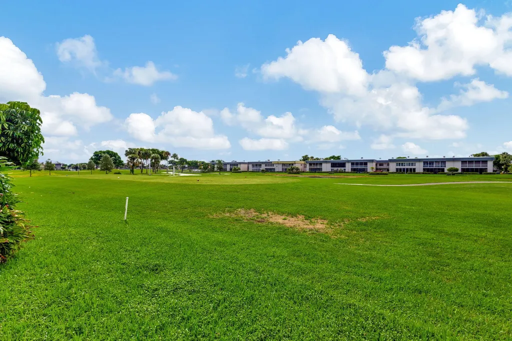 161 Normandy Delray Beach FL 33484