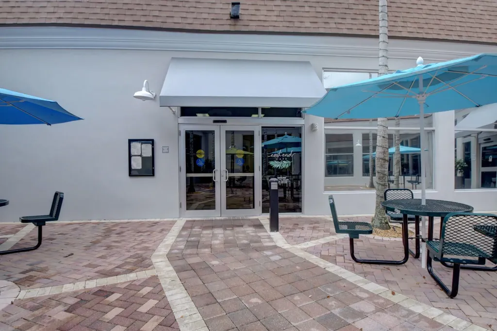 161 Normandy Delray Beach FL 33484