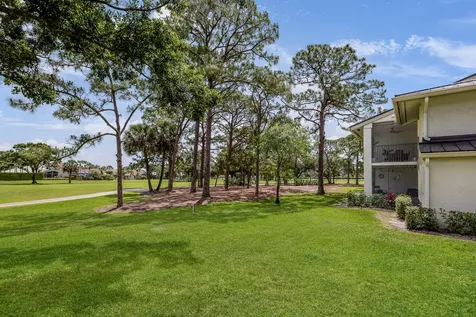 12926 Briarlake Drive Palm Beach Gardens FL 33418