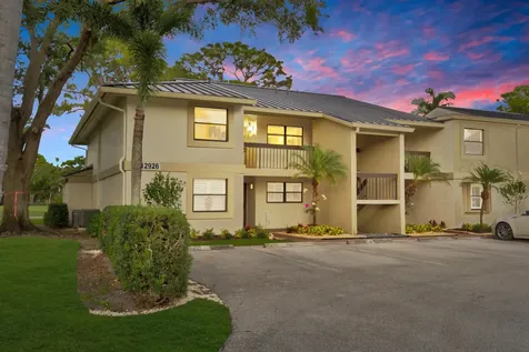 12926 Briarlake Drive Palm Beach Gardens FL 33418