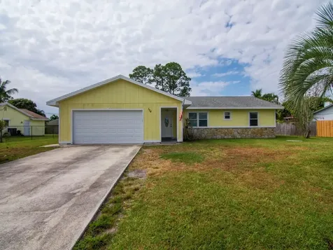 134 SE Whitmore Drive Port St Lucie FL 34984