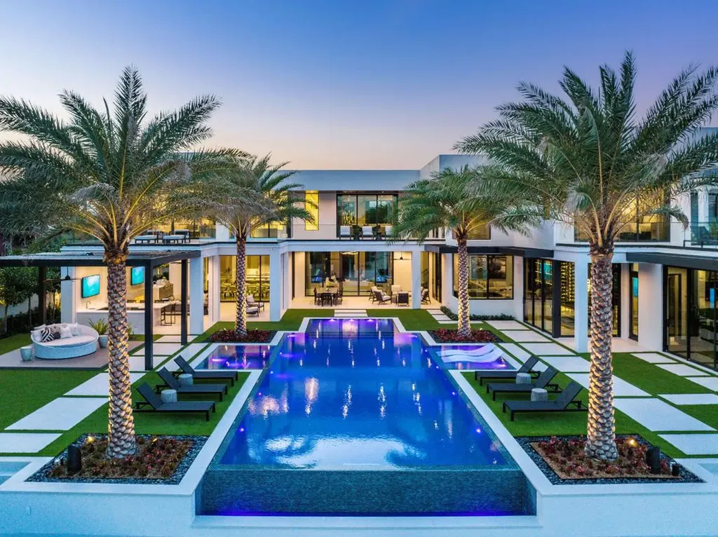 372 E Alexander Palm Road Boca Raton FL 33432