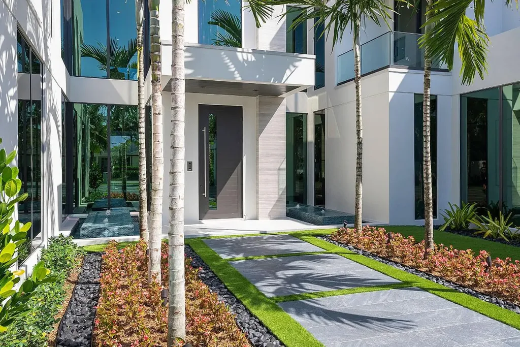 372 E Alexander Palm Road Boca Raton FL 33432