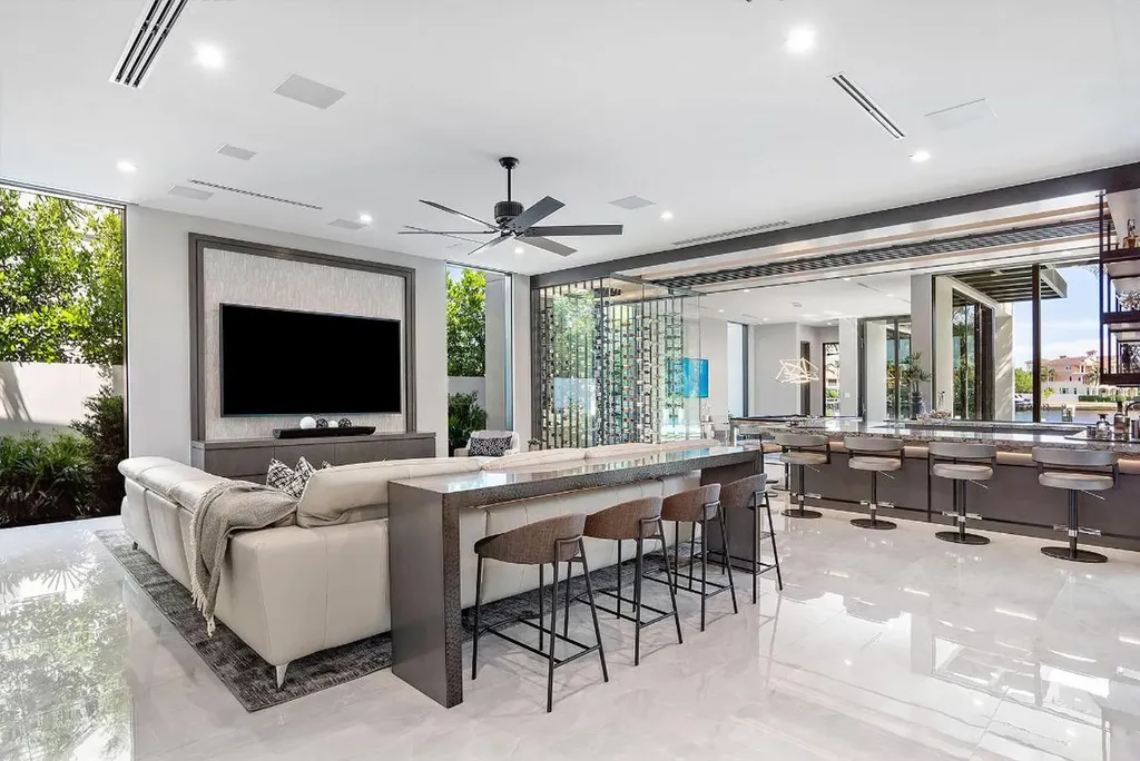 372 E Alexander Palm Road Boca Raton FL 33432