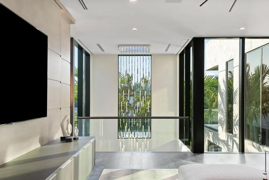 372 E Alexander Palm Road Boca Raton FL 33432