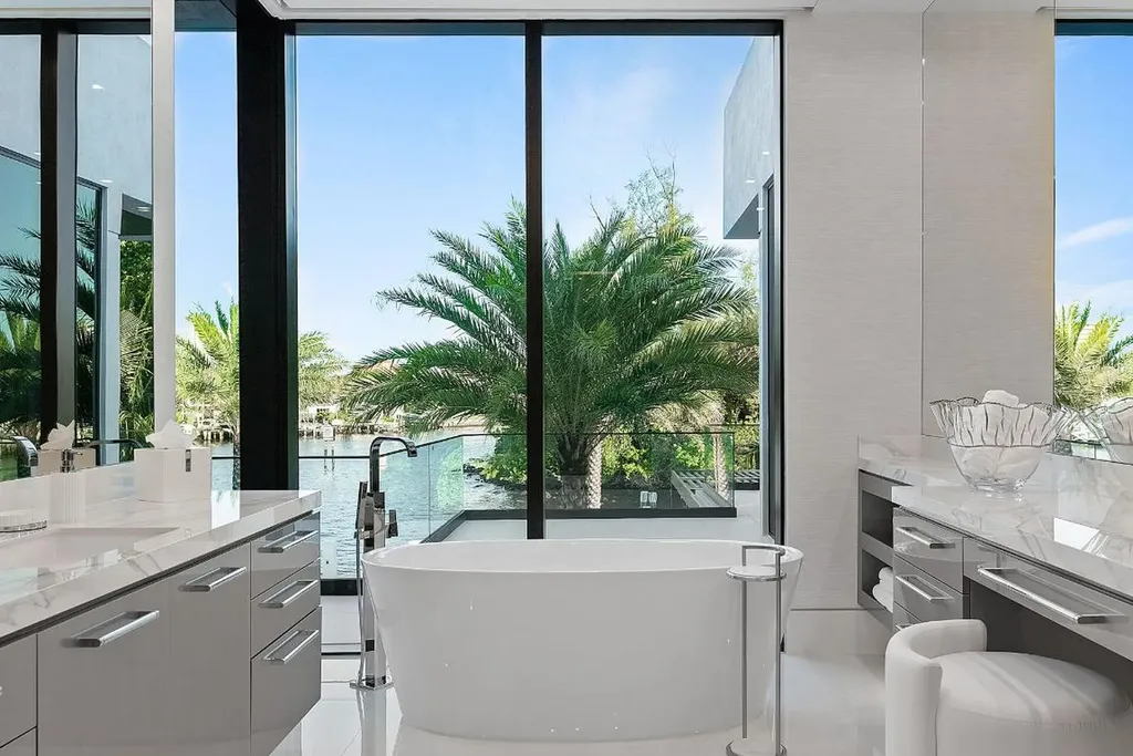 372 E Alexander Palm Road Boca Raton FL 33432