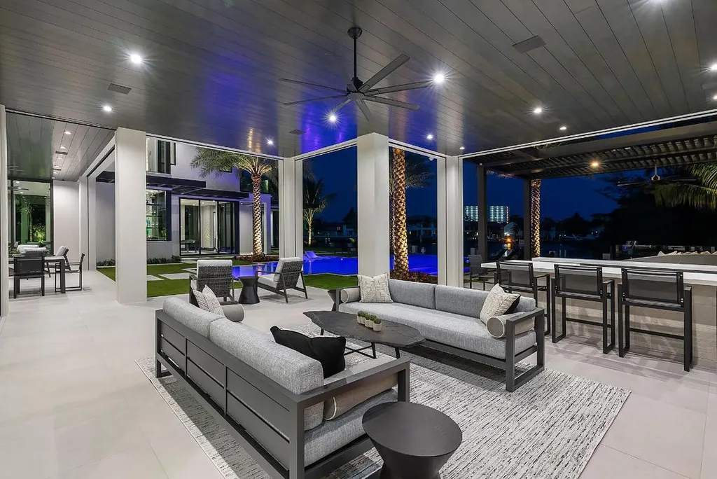 372 E Alexander Palm Road Boca Raton FL 33432