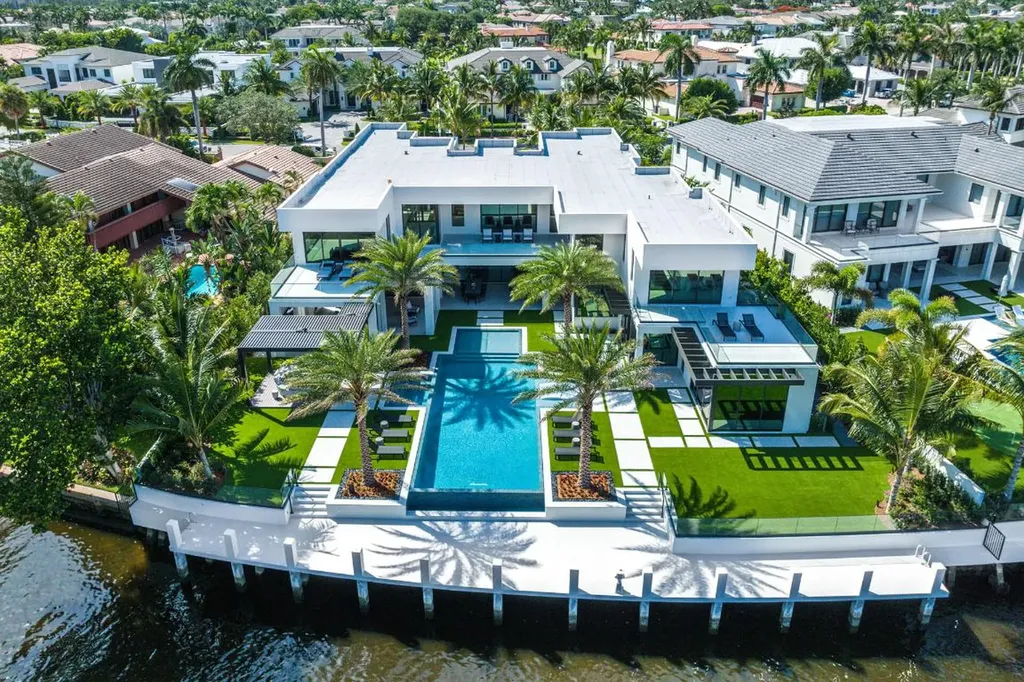 372 E Alexander Palm Road Boca Raton FL 33432