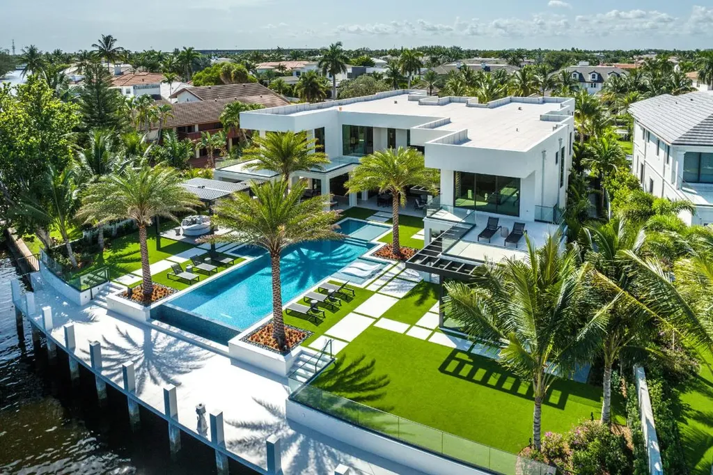 372 E Alexander Palm Road Boca Raton FL 33432