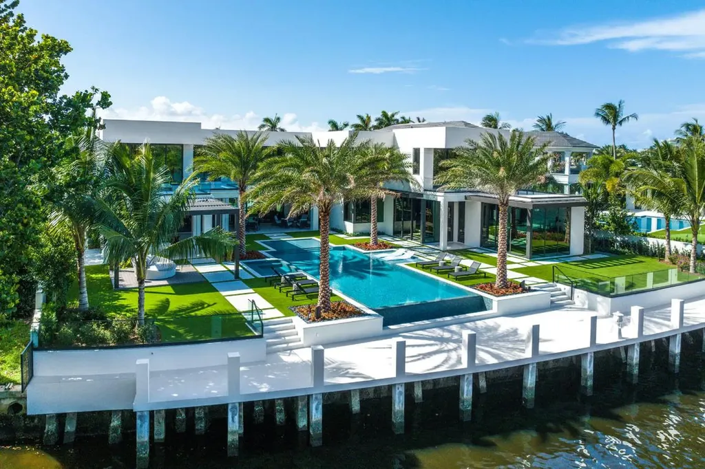 372 E Alexander Palm Road Boca Raton FL 33432