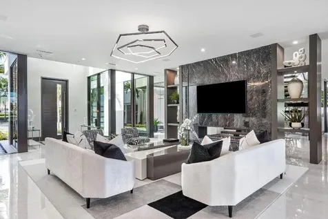 372 E Alexander Palm Road Boca Raton FL 33432