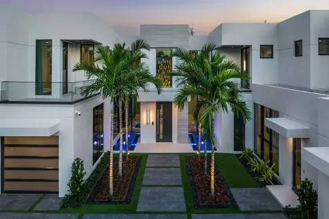 372 E Alexander Palm Road Boca Raton FL 33432