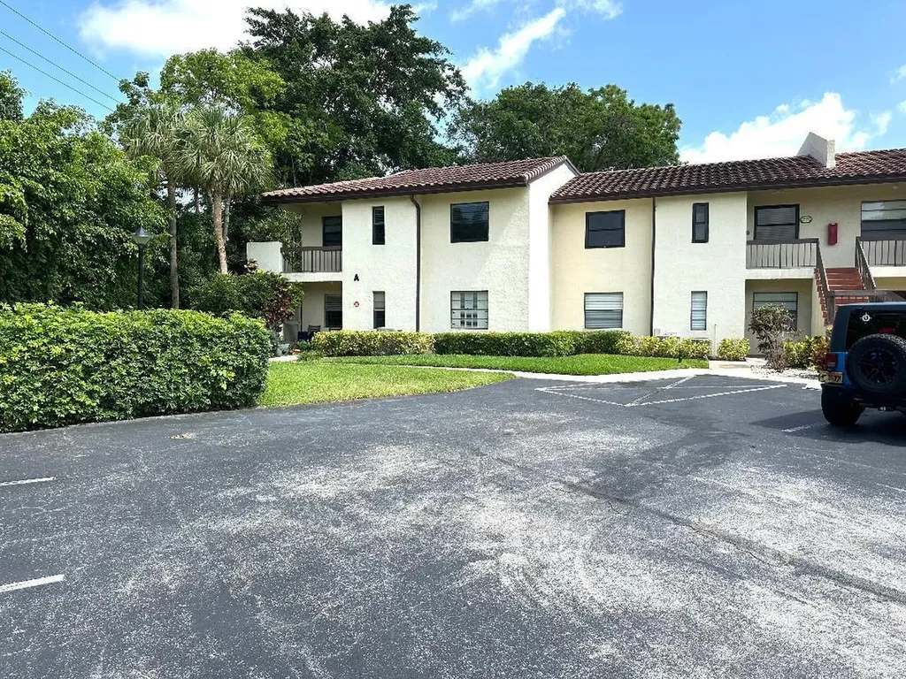 21848 Arriba Real Boca Raton FL 33433