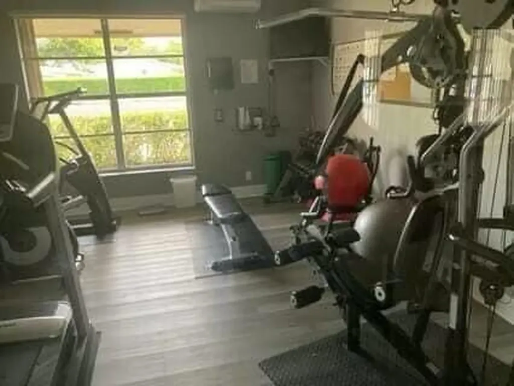 292 NW 53 Street Deerfield Beach FL 33064