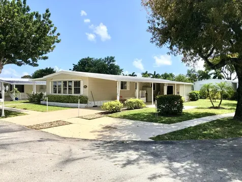 292 NW 53 Street Deerfield Beach FL 33064