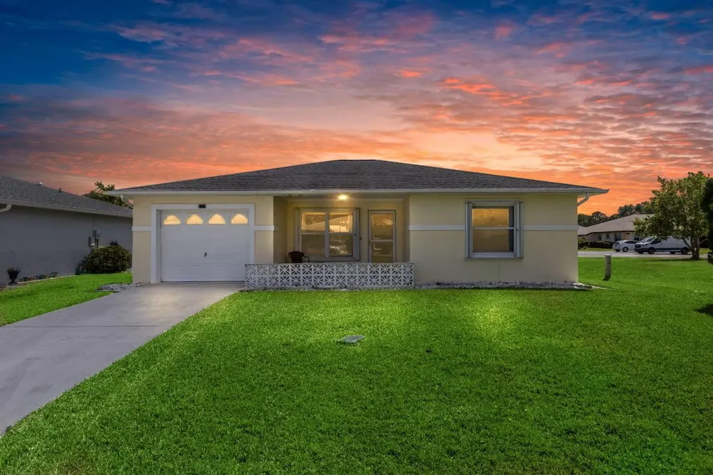 5712 Thatch Place Fort Pierce FL 34982