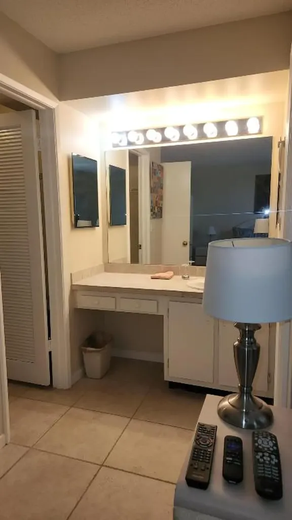 450 Egret Circle Delray Beach FL 33444
