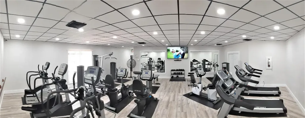 450 Egret Circle Delray Beach FL 33444