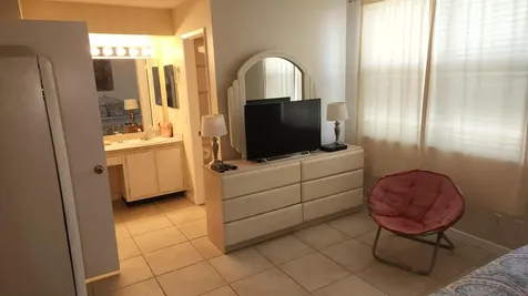 450 Egret Circle Delray Beach FL 33444