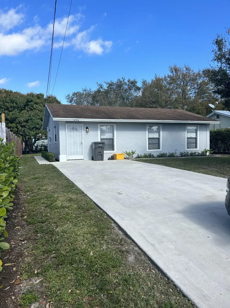 6793 4th Street Jupiter FL 33458
