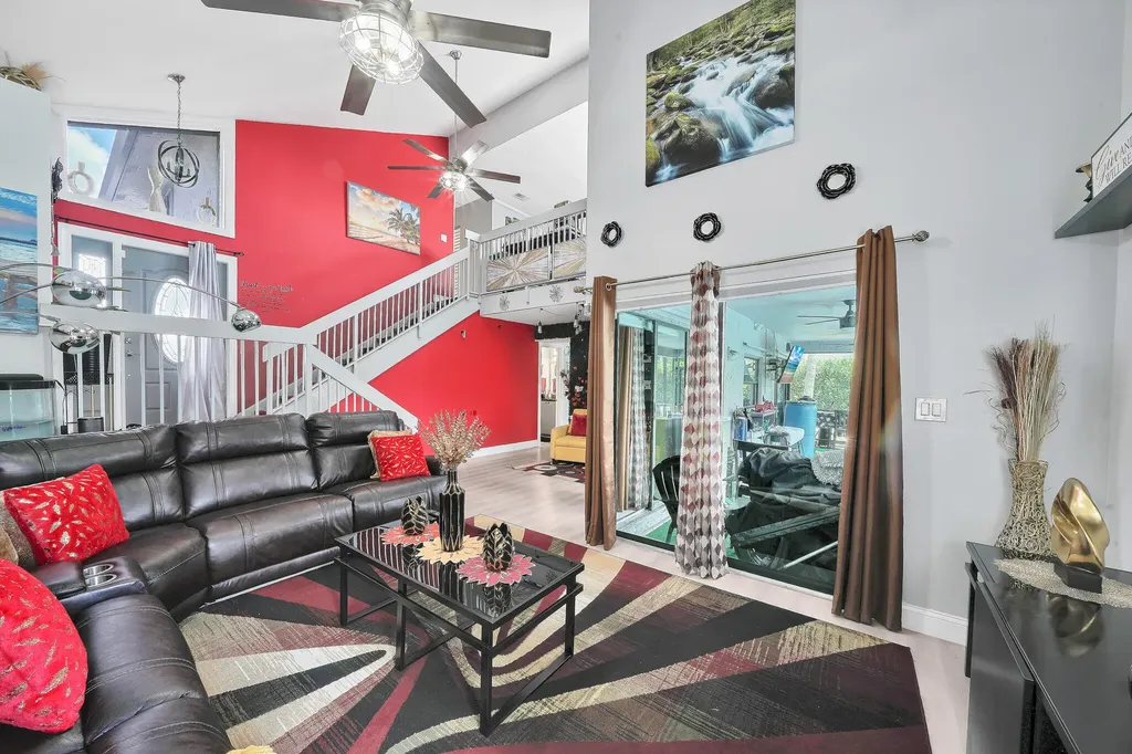3750 NW 73rd Way Coral Springs FL 33065