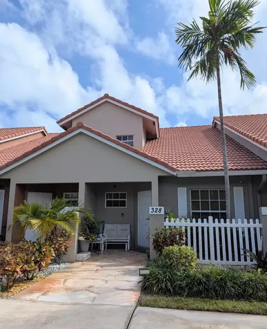 328 SE 23rd Avenue Boynton Beach FL 33435