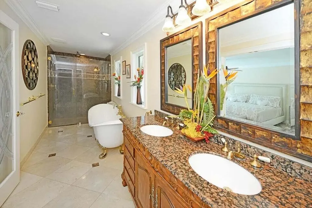885 NE Mulberry Drive Boca Raton FL 33487