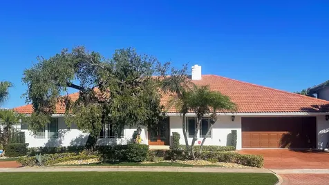 885 NE Mulberry Drive Boca Raton FL 33487