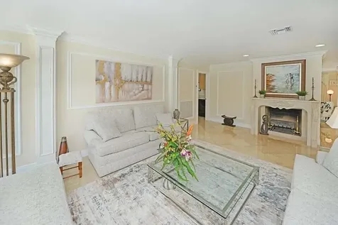 885 NE Mulberry Drive Boca Raton FL 33487