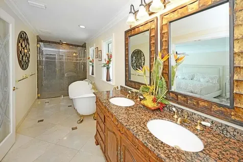 885 NE Mulberry Drive Boca Raton FL 33487
