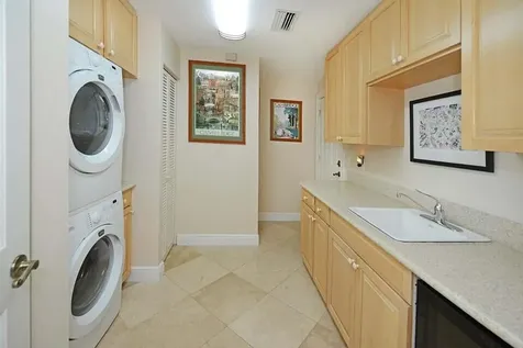 885 NE Mulberry Drive Boca Raton FL 33487