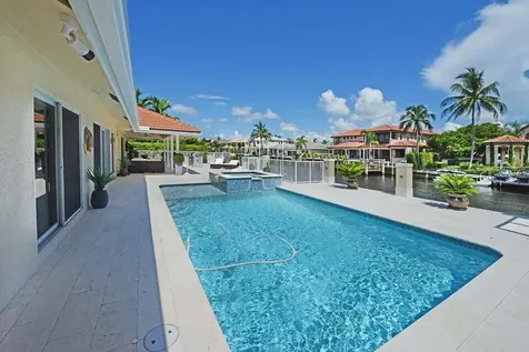 885 NE Mulberry Drive Boca Raton FL 33487