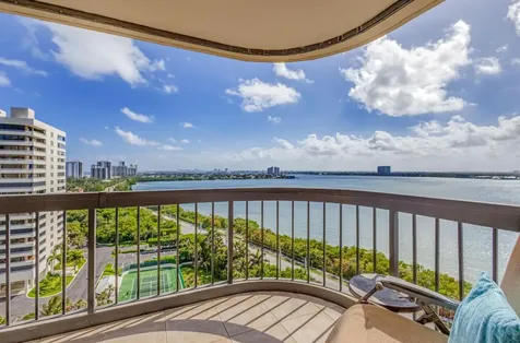 5380 N Ocean Drive Singer Island FL 33404