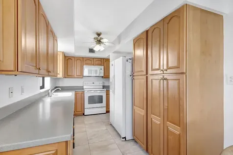 5380 N Ocean Drive Singer Island FL 33404