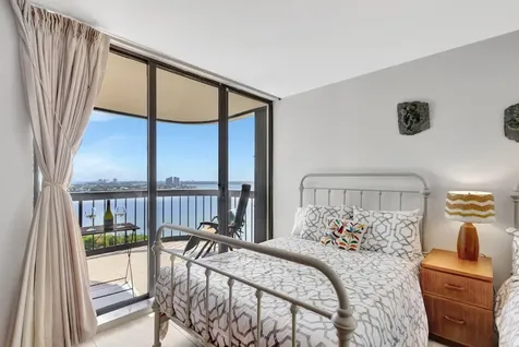 5380 N Ocean Drive Singer Island FL 33404
