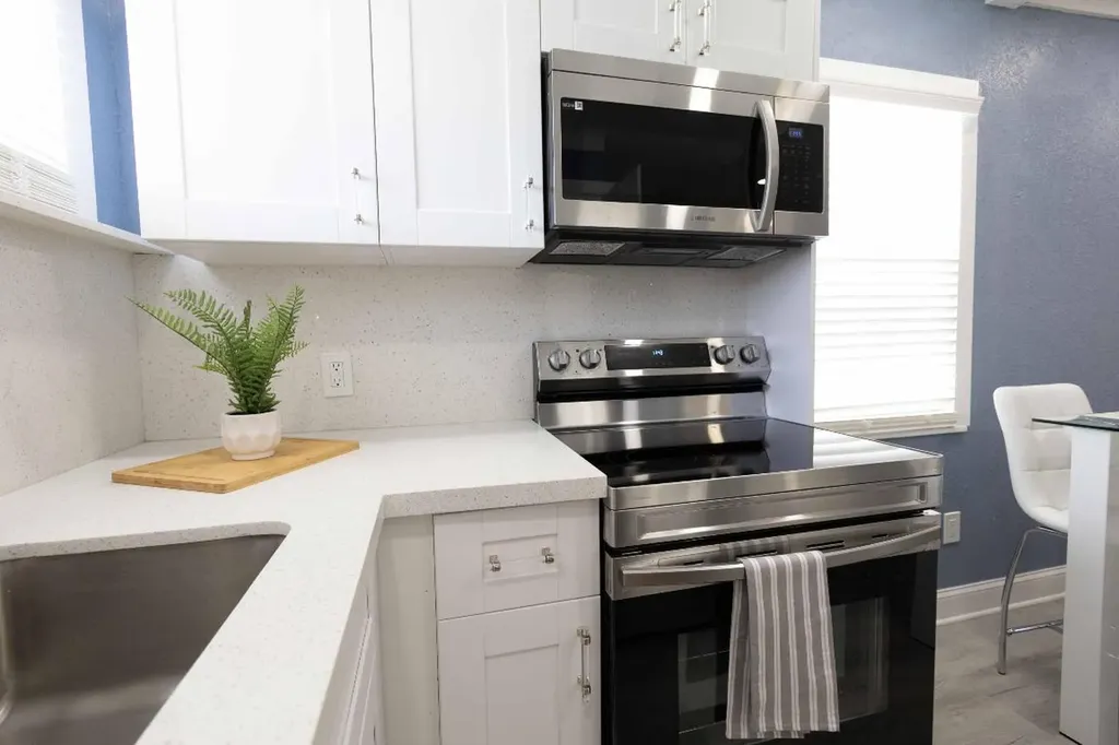 420 Avenida Alegre West Palm Beach FL 33405