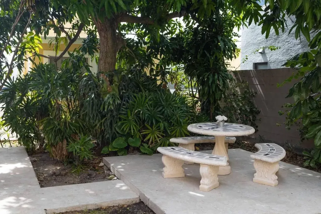 420 Avenida Alegre West Palm Beach FL 33405