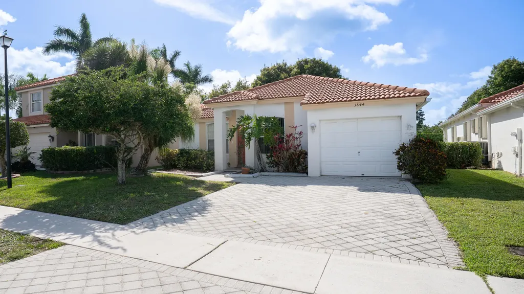 3844 Miramontes Circle Wellington FL 33414