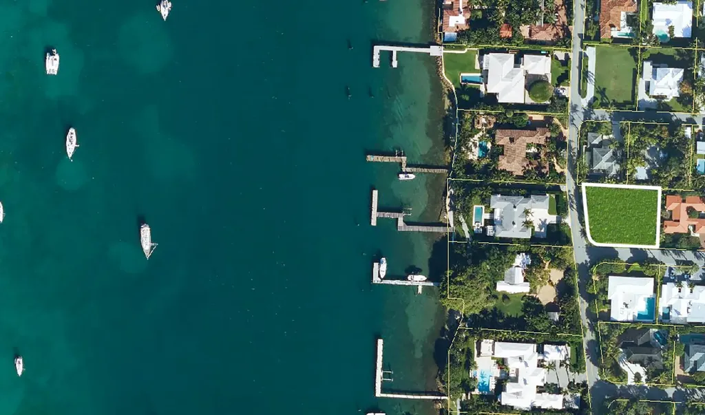 1421 N Lake Way Palm Beach FL 33480