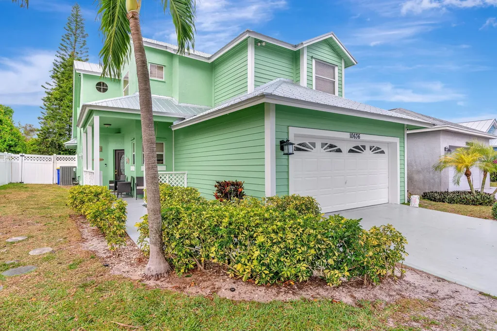 10636 SE Rosemarie Court Hobe Sound FL 33455